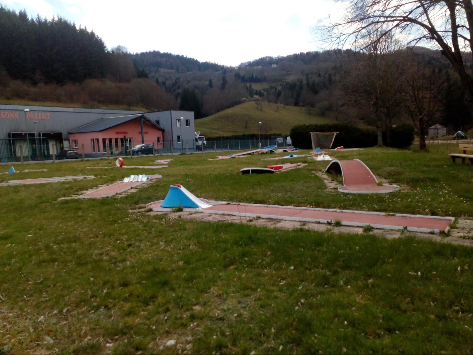 Camping La Borie Basse Condat  Екстериор снимка